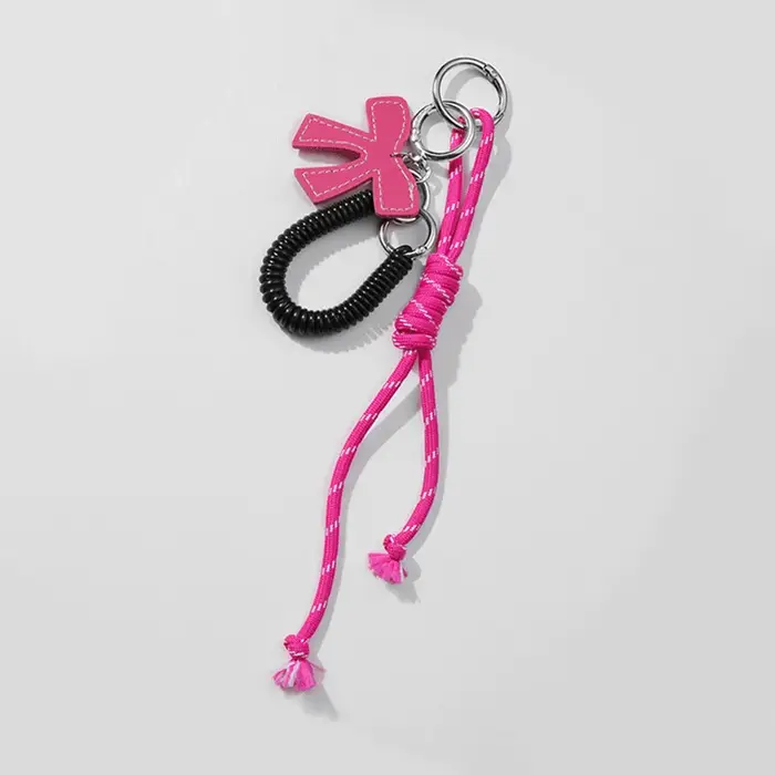 Porte-clés à pampilles en forme de cœur d'amour, breloque de luxe, fait à la main, créatif, nœud papillon, mignon, brillant, accessoires de sac