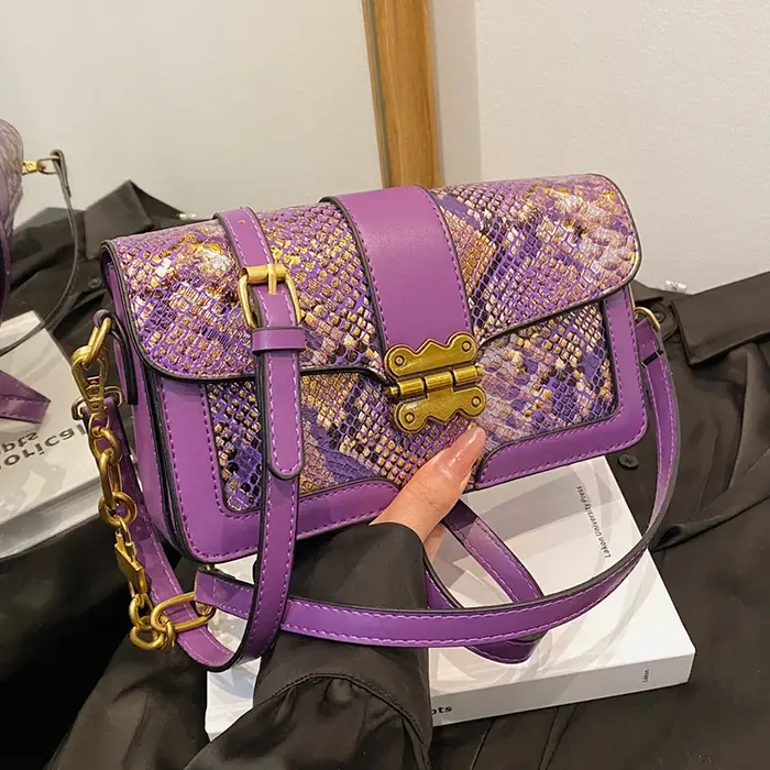 Sacs à bandoulière carrés en cuir pour femmes, sacs à main sous les bras pour dames, petits sacs à main de créateurs, sacs à bandoulière violets, marque de luxe, 2024
