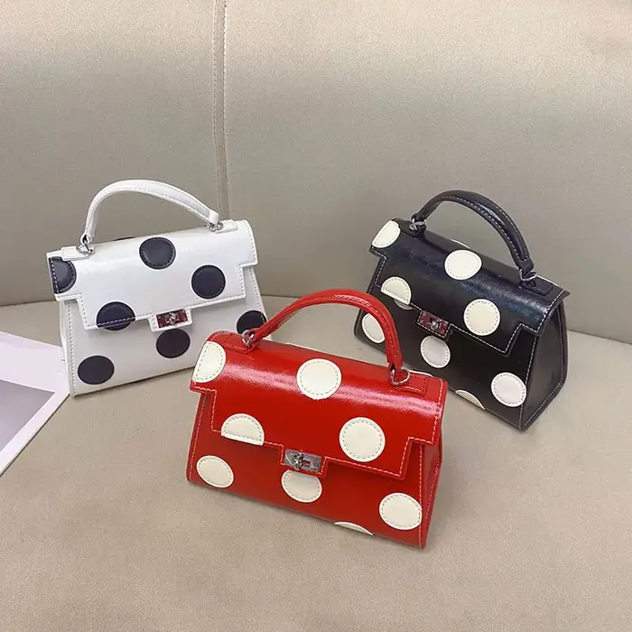 Sac ondulé romantique français rétro