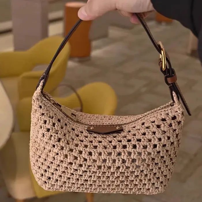 Sac à bandoulière pour femme en tricot épaissi à motif treillis