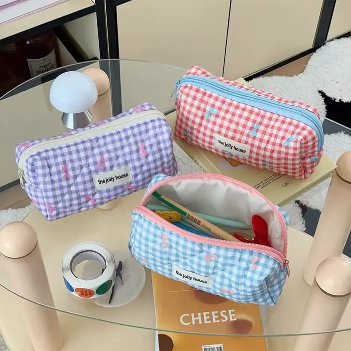 Nouveau dessin animé nœud papillon fourre-tout maquillage sac à fermeture éclair femmes grande capacité Quilting pochette sac de toilette mignon Portable sac de rangement cosmétique