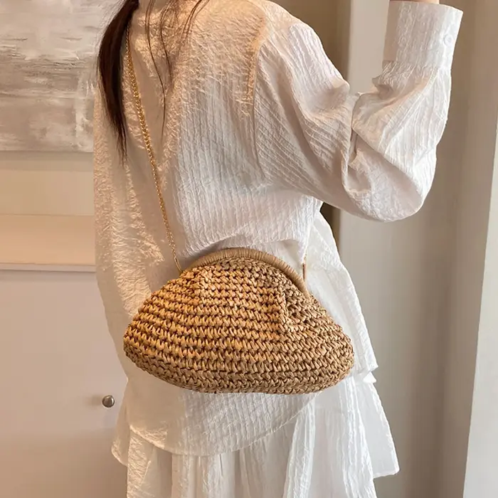 Sac en paille tissé pour femmes, sac à bandoulière élégant avec sangle en chaîne, sac à bandoulière de grande capacité, sac à main tissé de couleur unie pour voyage en plein air