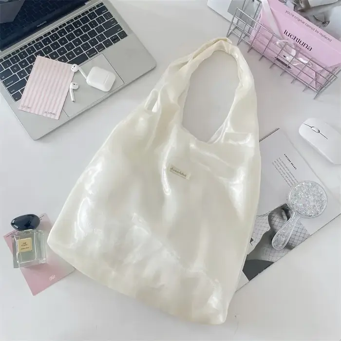 Nouveau sac à main grande capacité, sac de maman, sac sous le bras avec doublure intérieure, sac fou