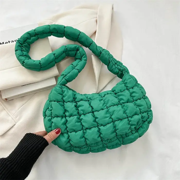 Sacs à bandoulière plissés matelassés pour femmes sac rembourré sacs à main en Nylon sac à main seau