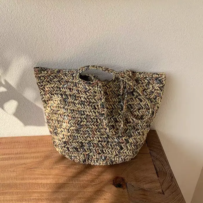 Nouveau Sac de Plage Tressé à la Main Tendance 2026 – Grand Sac Fourre-Tout Bohème Décontracté pour Voyage