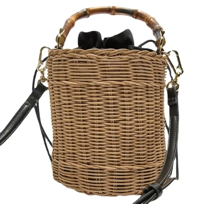 Nouveau seau en rotin tissé sac poignée en bambou sac à main pour femme mode cylindre sac de paille vacances voyage