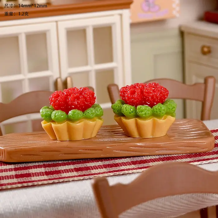 2 pièces Mini gâteau Dessert cuisson gâteau aux fruits scène de cuisine modèle alimentaire résine Miniature maison de poupée décor poupée accessoires décoration