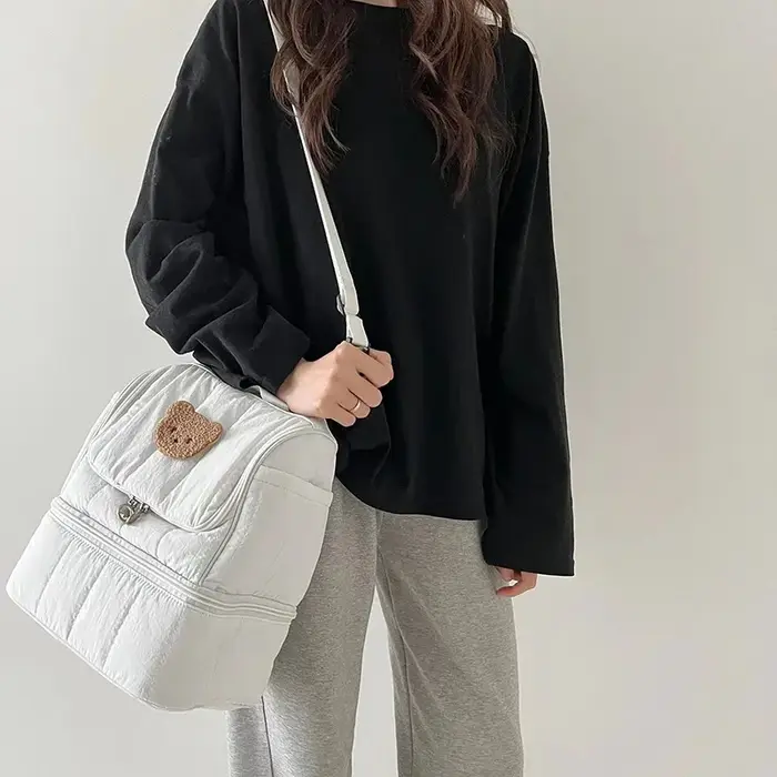 Sac à couches léger et portable