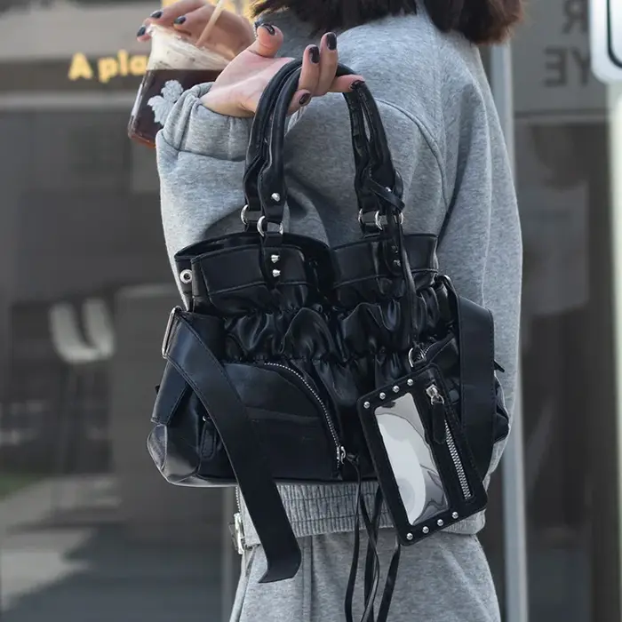 Sac de moto à rivets haut de gamme pour femmes