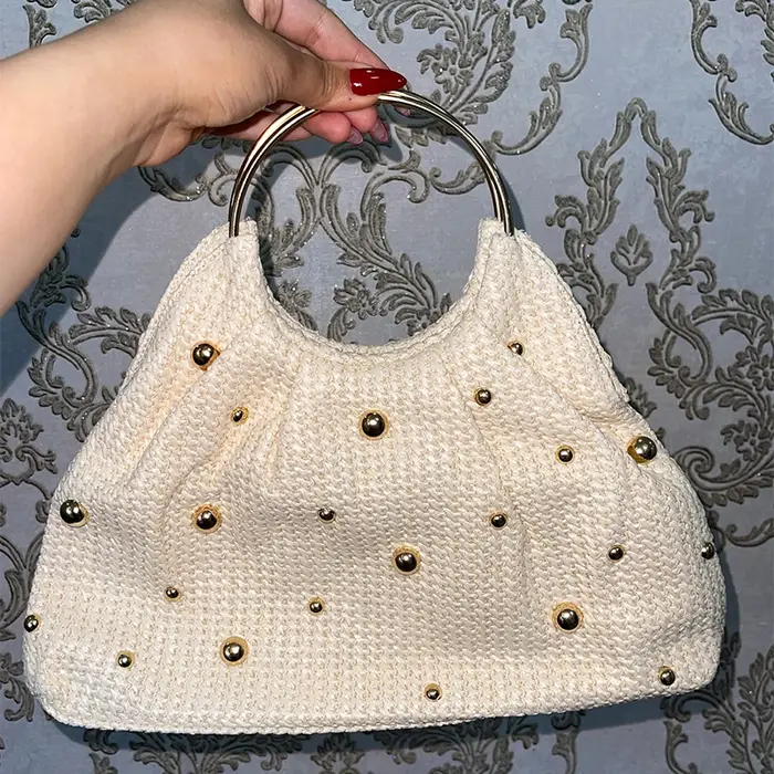 Sac à main en paille perlé