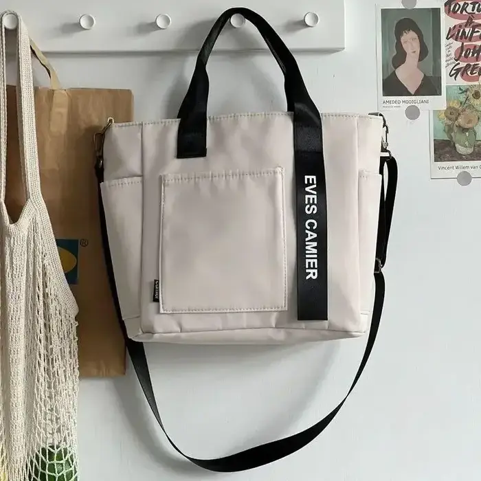 Nouveau Sac Fourre-tout Décontracté 2024 Grande Capacité Sac à Bandoulière en Nylon Imperméable Sac 