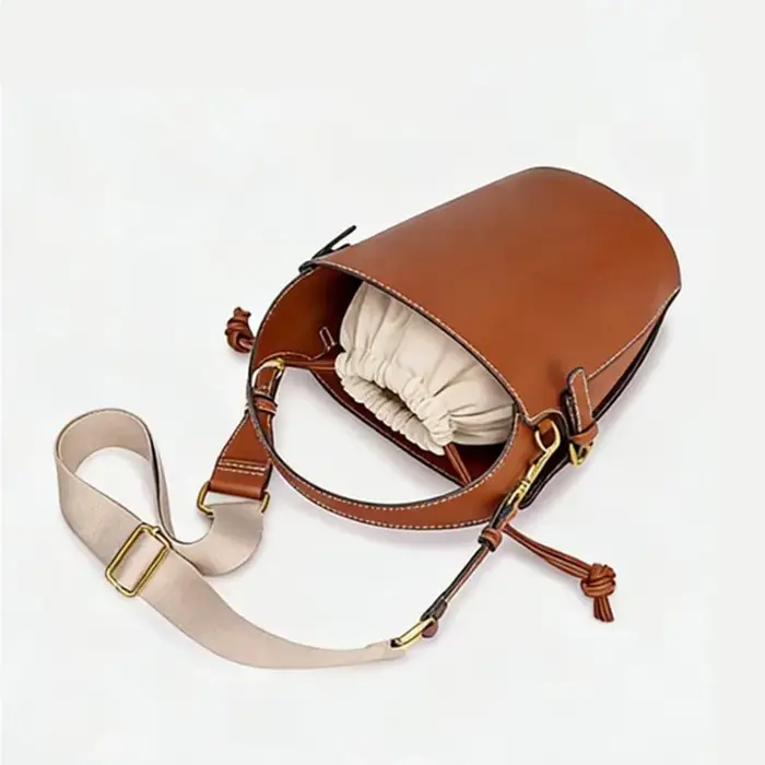 Nouveau sac seau tendance en cuir souple