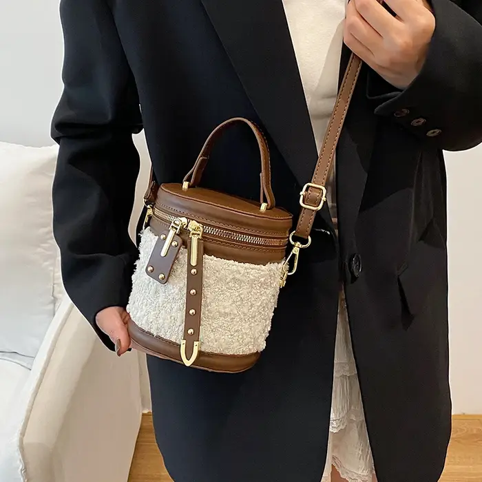 Nouveau Mini petit sac femmes concepteur agneau laine sac à main marque de luxe épaule fourre-tout dame mode seau sac à