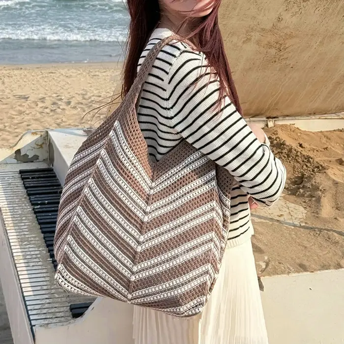 Sac à bandoulière en tricot esthétique