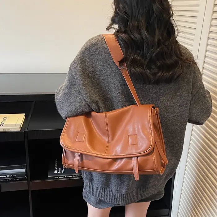 Sac enveloppe noir Simple