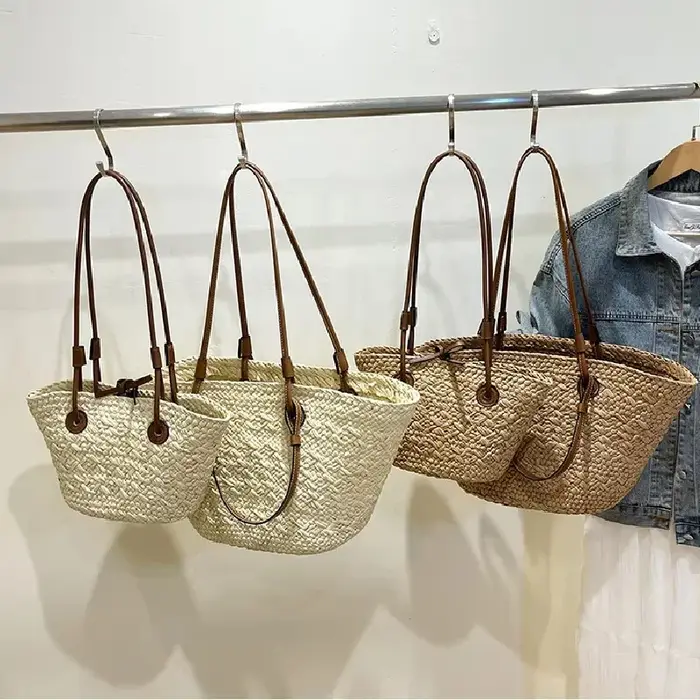 Nouveau sac à bandoulière fait à la main en paille tissé grande capacité marque haute qualité panier sac été plage