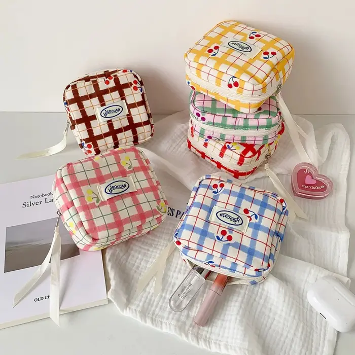 Petite pochette à cosmétiques pour sac à main