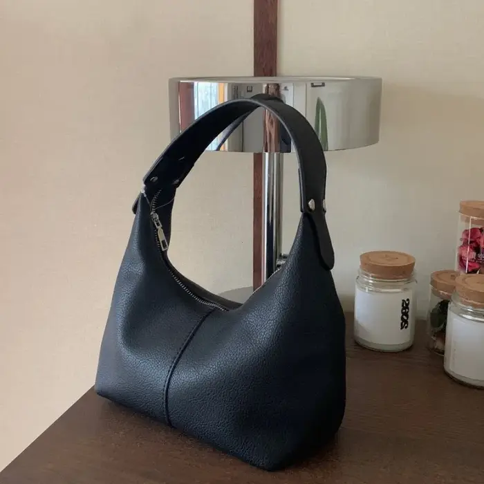 Femmes Vintage sous les bras sac en cuir PU souple Hobo sacs à bandoulière nouvelle couleur unie décontracté aisselle sac à main filles en plein air quotidien sac fourre-tout