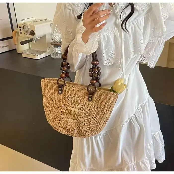 Sac tissé à la main avec poignée en perles de bois, sac fourre-tout grande capacité pour femme, sac de plage pour les vacances