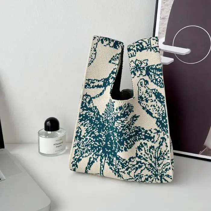 Mini sac à main en tricot fait à la main pour femmes