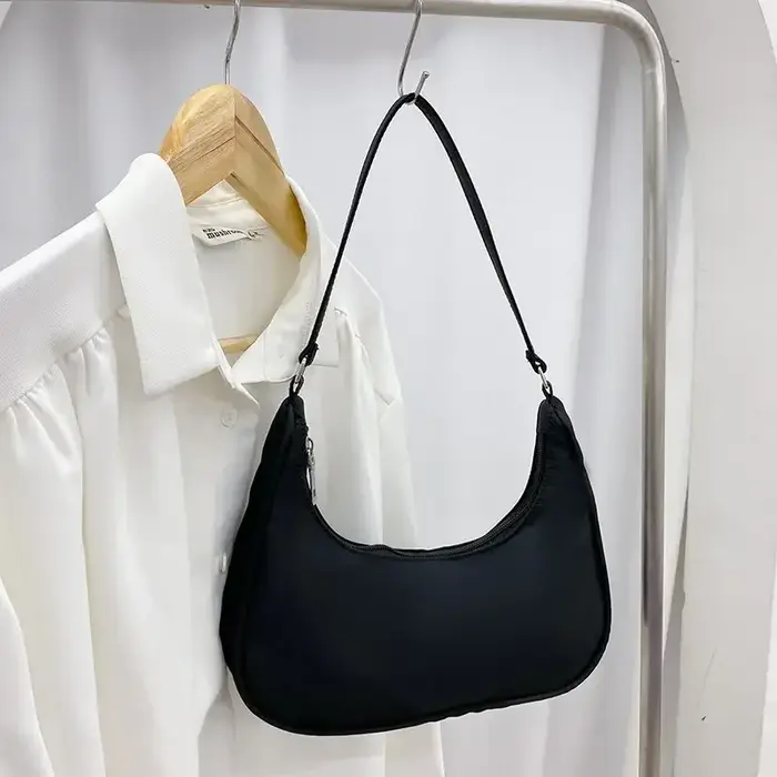 Sac à bandoulière sous les bras pour femmes