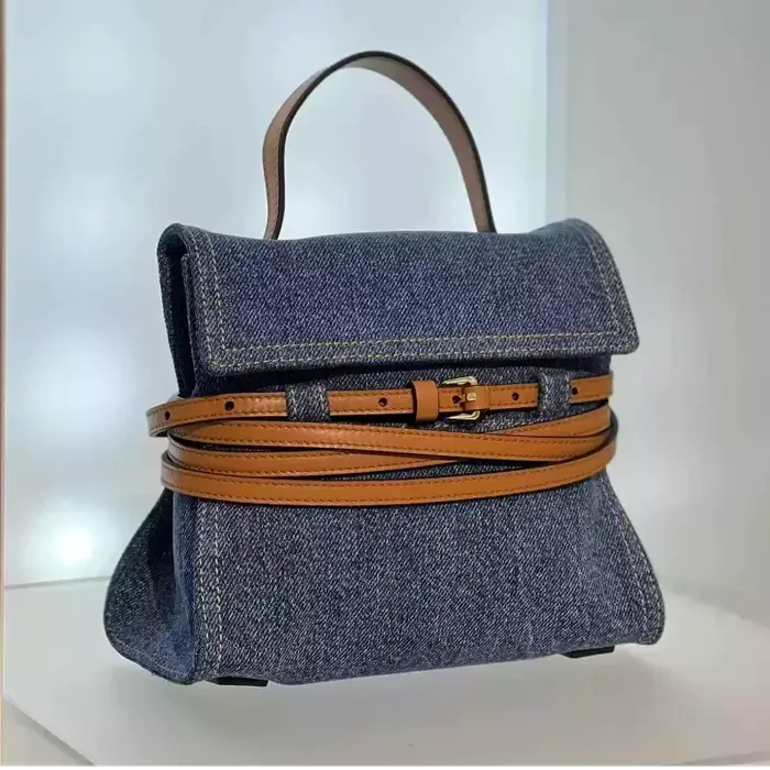 Sac sous les bras de grande capacité