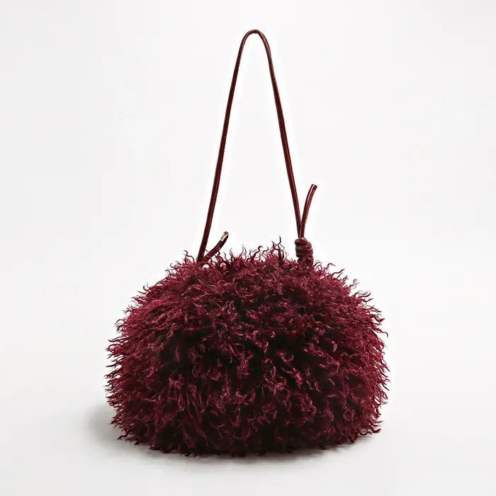 Sac Nuage en Fausse Fourrure Bouclée et Moelleuse