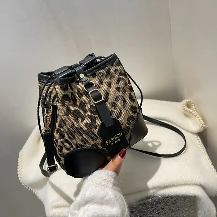 Léopard petit cuir PU femmes seau sacs à bandoulière 2024 automne sac