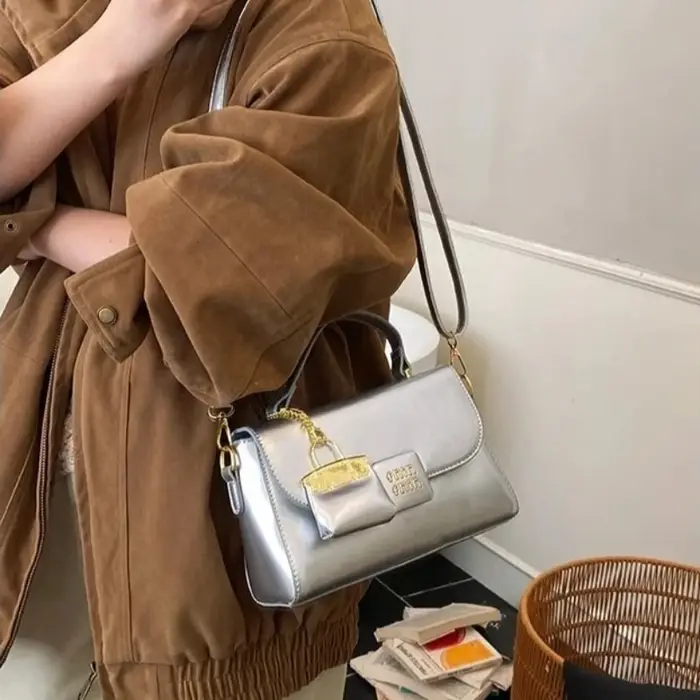 Sac à langer élégant de style rétro : Sac à main de luxe pour femme