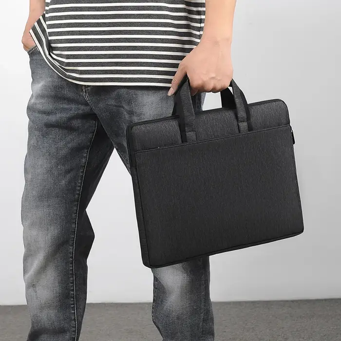 Sac fourre-tout élégant pour ordinateur portable, mallette d'affaires de grande capacité, design simple – Parfait pour l'école, le bureau et les déplacements quotidiens.