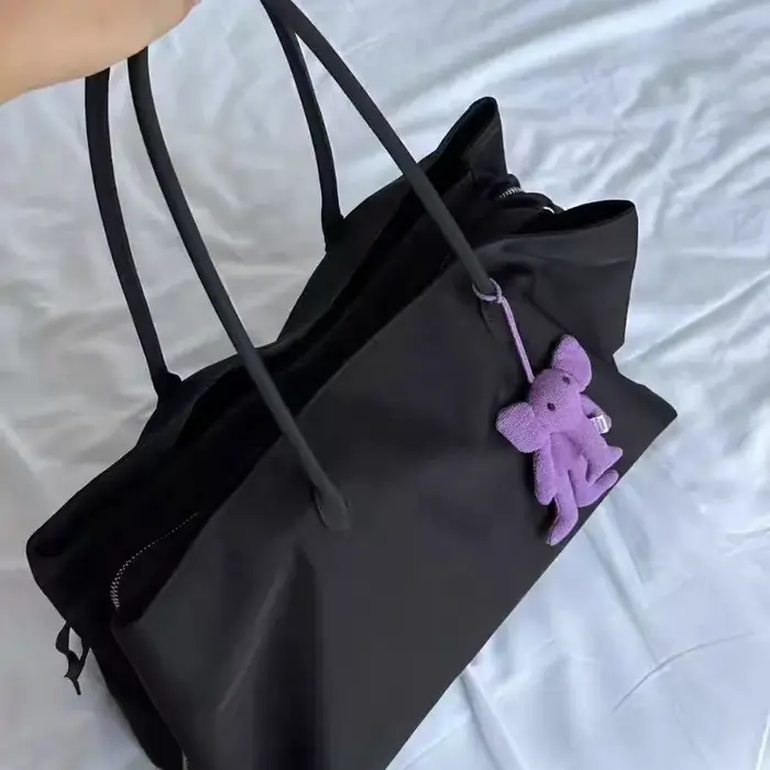 Sac fourre-tout noir uni pour femmes