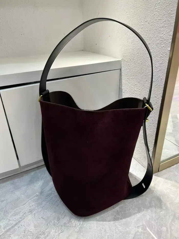 Sac à main en cuir de vachette suédé pour femme