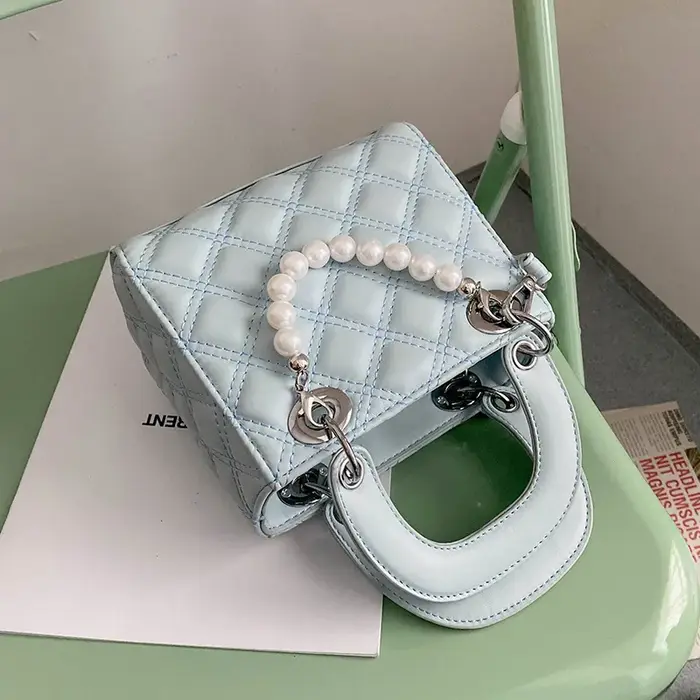 Sac à main élégant en perles