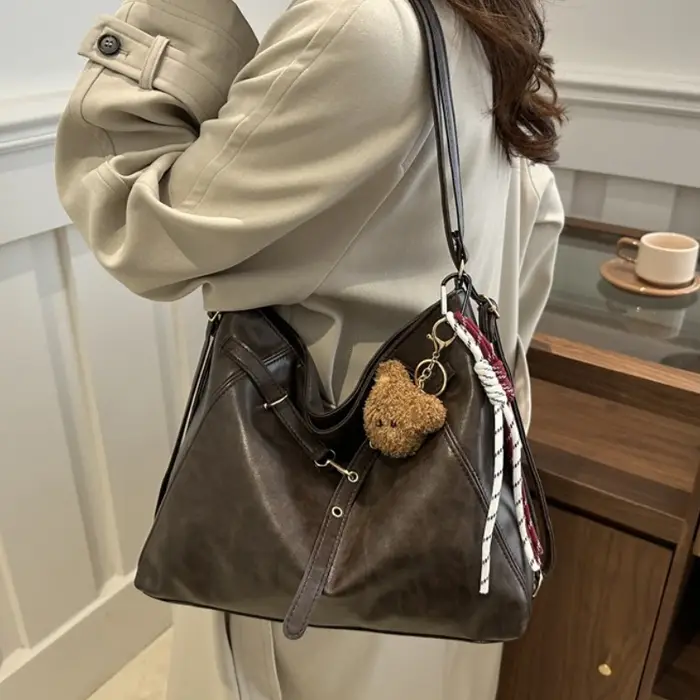 Rétro grande capacité femmes sac fourre-tout à la mode décontracté Double épaule sac à dos pour automne hiver nouveauté