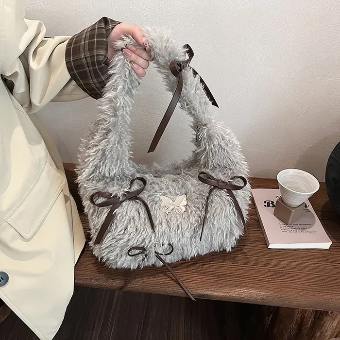  Sac à bandoulière en peluche tendance pour femmes