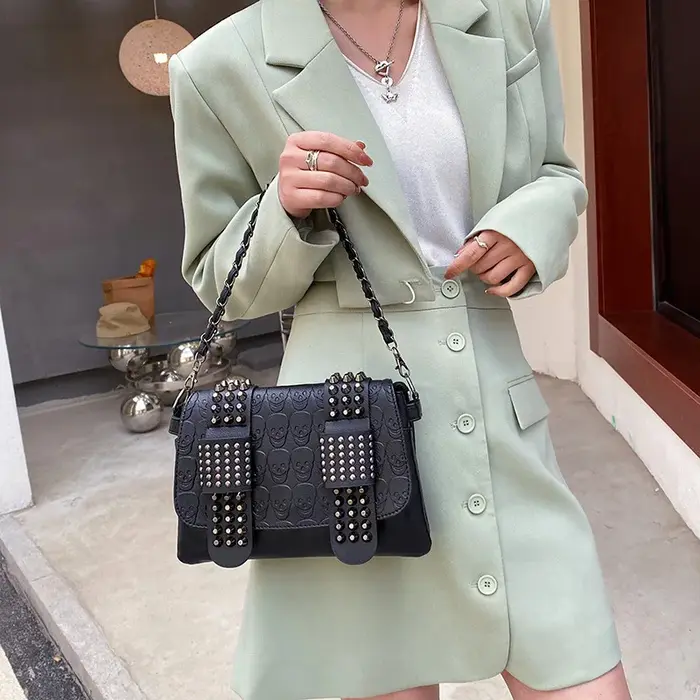 Vintage crâne Rivet sac à bandoulière femmes en cuir PU noir sac