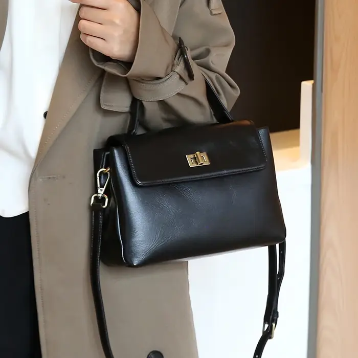 Sac à bandoulière en cuir véritable pour femme, sac à main vintage en cuir huilé, petit sac de luxe
