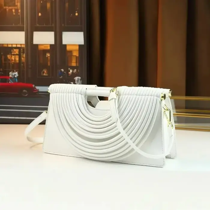 Nouveau sac à main tissé à la main