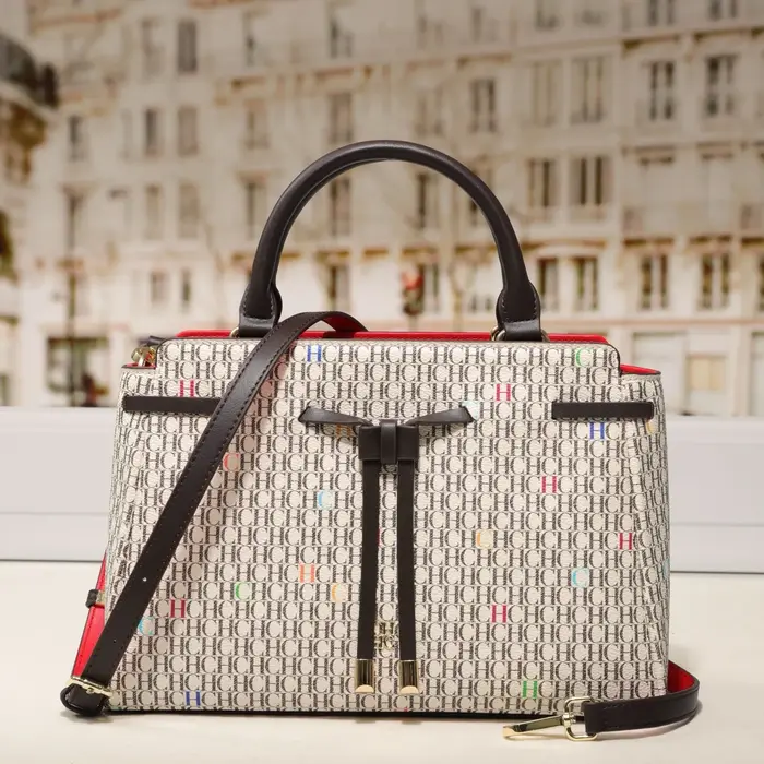 Sac fourre-tout CH à motif gaufré avec nœud décoratif