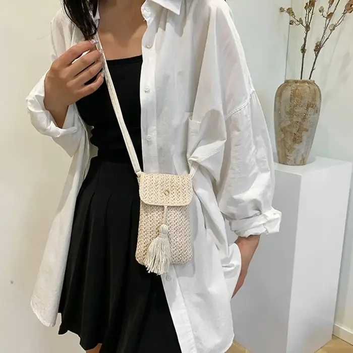 Sac à main tissé en paille tendance, fait main, style coréen, pochette pour téléphone pour femme, design de niche, couleur unie, sac de plage tissé, été