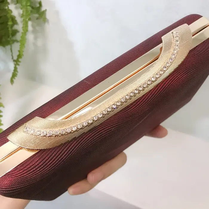 Pochettes de soirée élégantes pour femmes