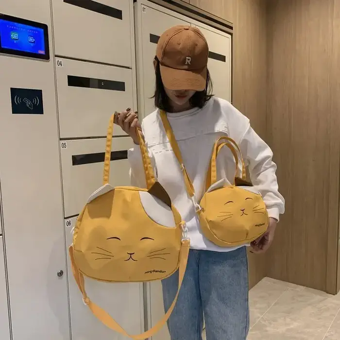 Sac fourre-tout à motif de chat de dessin animé