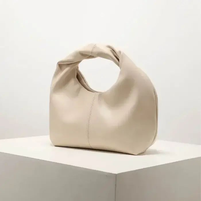 Pochette supérieure de couleur unie