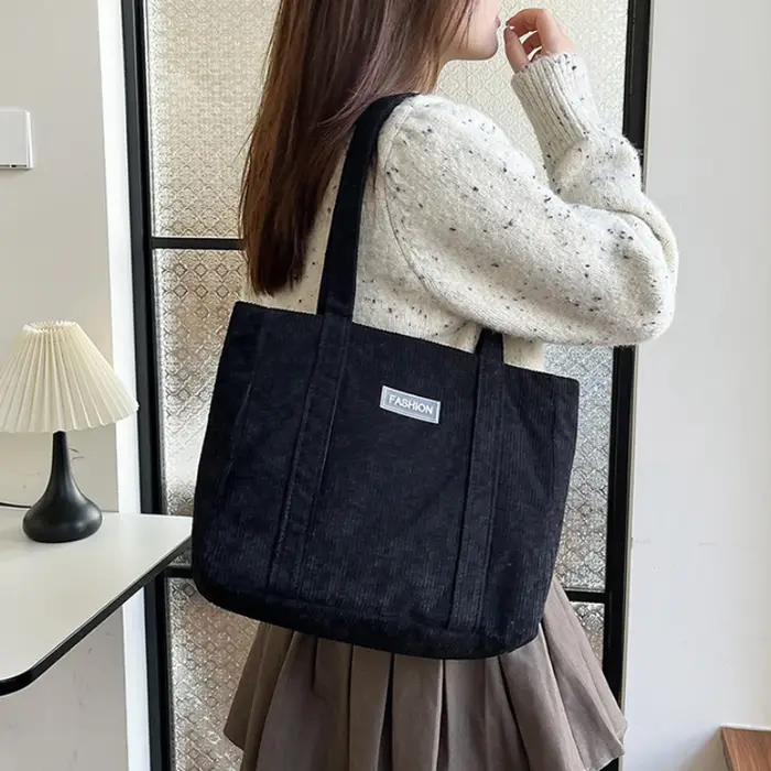 Sac à bandoulière en velours côtelé de grande capacité pour femmes
