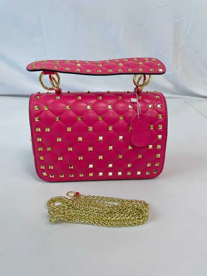 Sacs à main pour femmes en peau de mouton en cuir Rivet chaîne sac concepteur
