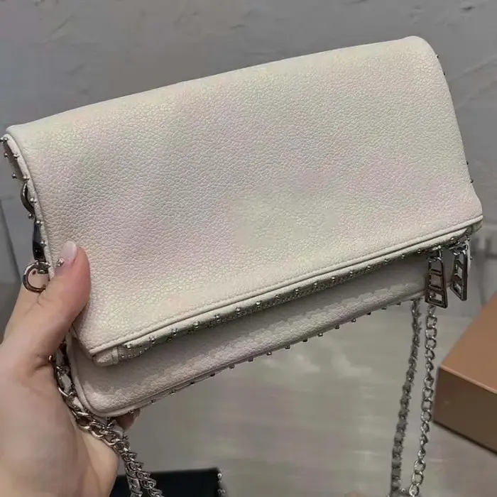 Sac à bandoulière classique en cuir PU noir avec rabat pour femme