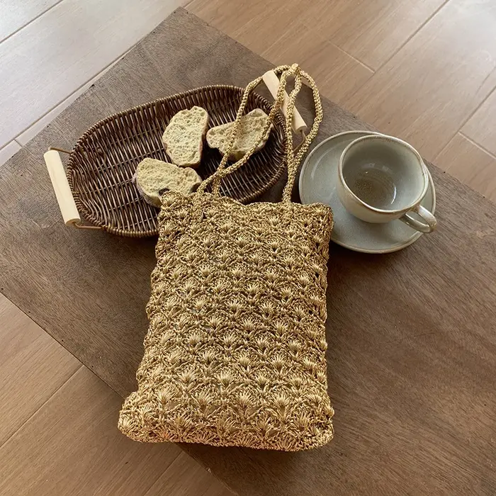 Sac à bandoulière en crochet fait main, couleur unie, design décontracté pour les courses quotidienn