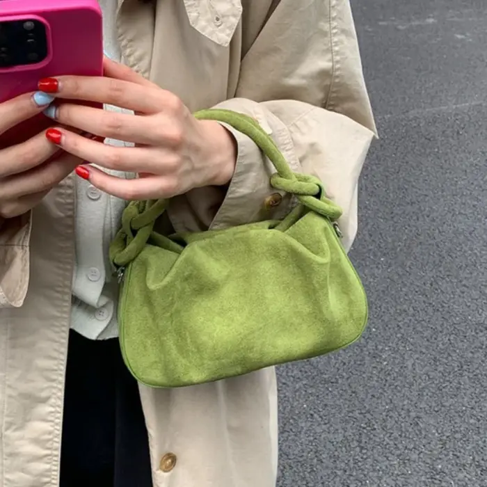 Petits sacs à bandoulière en cuir suédé tendance pour femmes 2026