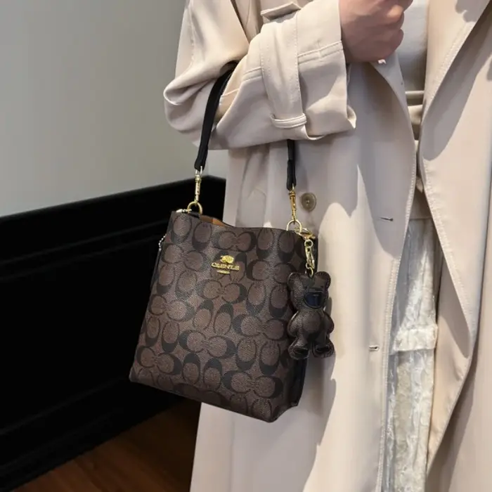 Sac à main élégant de luxe en forme de seau 2026