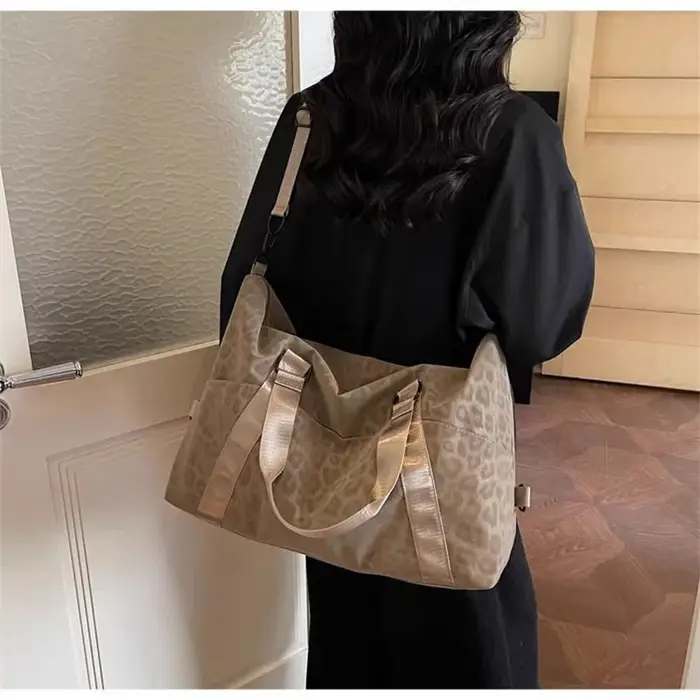 Sac à bandoulière grande capacité à imprimé léopard pour femme, multifonctionnel pour les voyages de